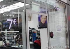 Prices for souvenirs in Paris, prices at the hairdresser's 